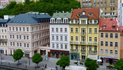 Ber&uuml;hmt f&uuml;r ihre Heilquellen: die tschechische Stadt Karlsbad - Foto: Wikipedia